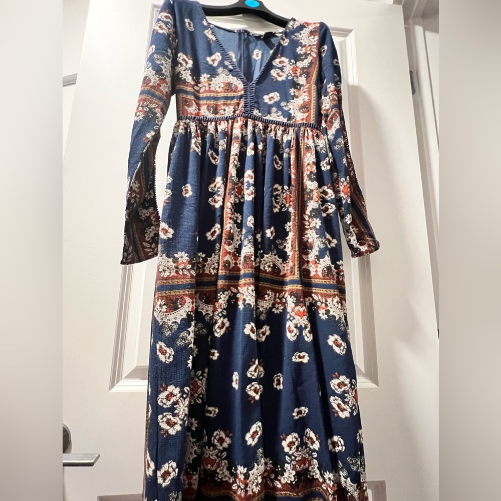 Maxi modest dress